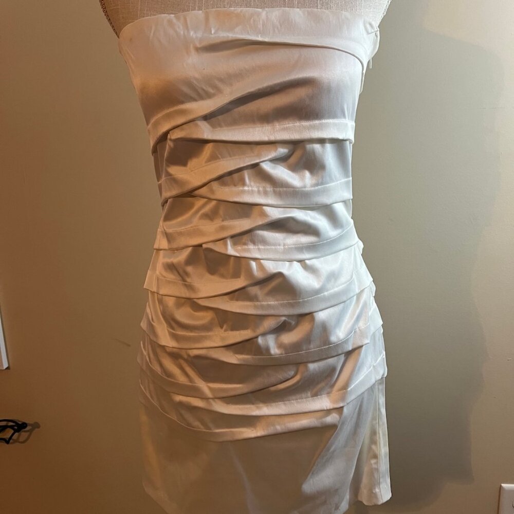 White Pleated Strapless Dress: Size 8